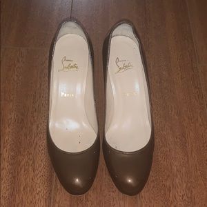 Metallic brown Louboutin. Excellent condition!